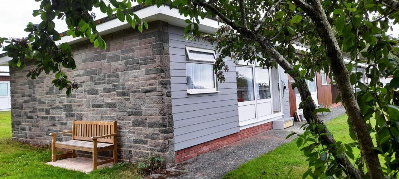 Sheena'S Dartmouth Chalets ภายนอก รูปภาพ