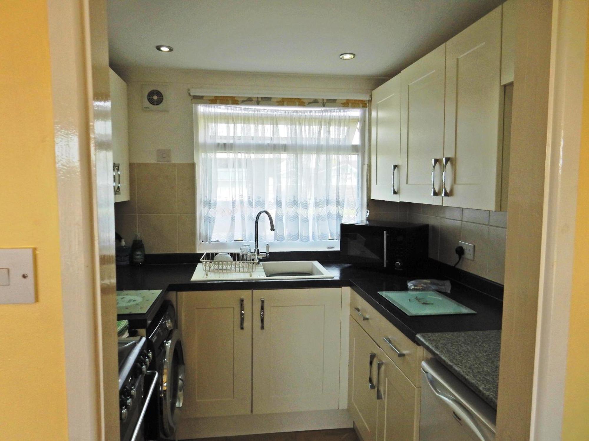Sheena'S Dartmouth Chalets ภายนอก รูปภาพ
